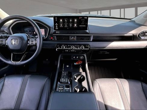 Used 2026 Honda Passport RTL image 16
