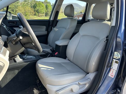 Used 2014 Subaru Forester 2.5i image 9