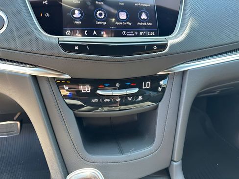 New 2026 Cadillac XT5 Sportv w/ LPO, Onyx Lite Package image 36