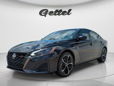 Certified 2024 Nissan Altima 2.5 SR FWD image 1