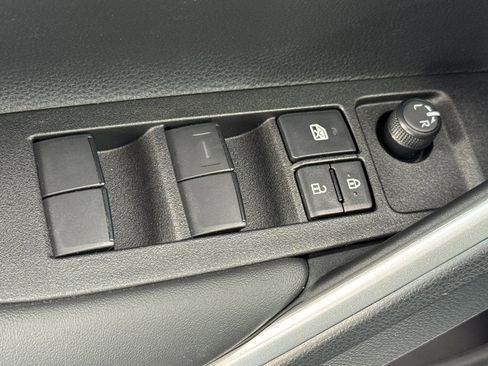 New 2026 Toyota Corolla Cross XLE image 12