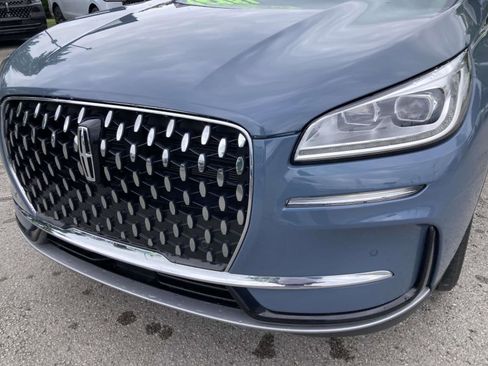 Certified 2025 Lincoln Corsair Reserve w/ Towing Package FWD image 10