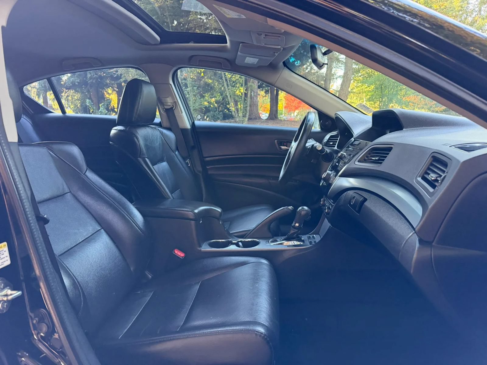 Used 2014 Acura ILX FWD image 9