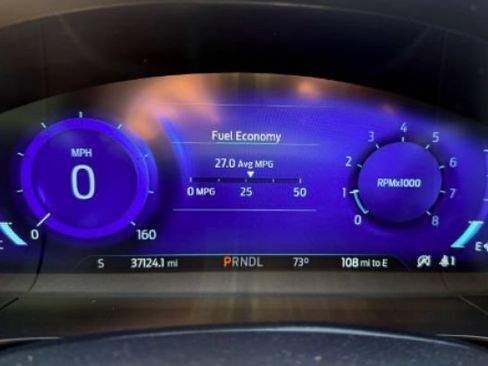 Used 2022 Ford Escape SEL w/ Technology Package AWD/4WD image 2