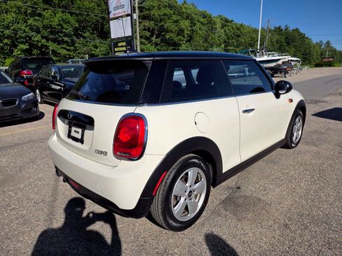 Used 2017 MINI Cooper 2-Door Hardtop FWD image 8