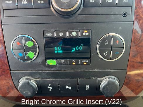 Used 2014 Chevrolet Suburban LT w/ Texas Edition RWD image 18