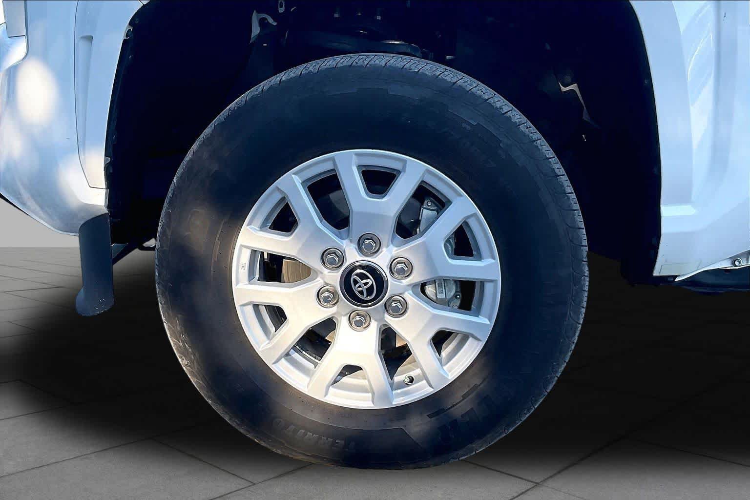 Used 2026 Toyota Tacoma SR5 RWD image 11
