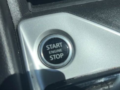 Used 2025 Nissan Altima 2.5 SV image 18