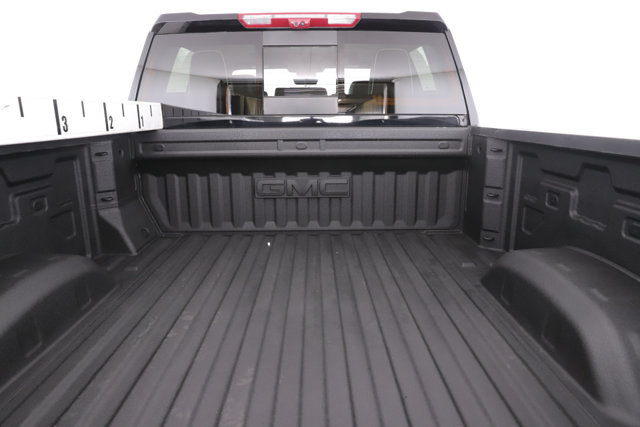 Used 2026 GMC Sierra 2500 AT4X w/ LPO, Black Badging Package AWD/4WD image 32