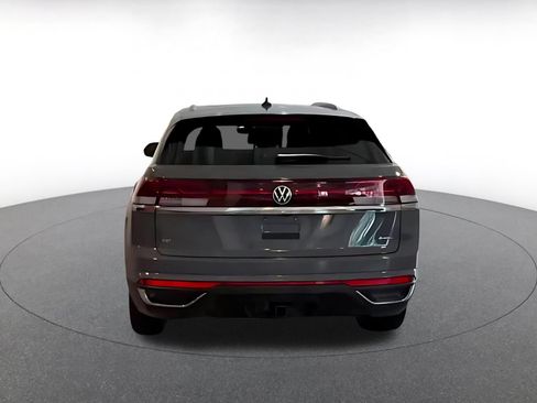 Used 2026 Volkswagen Atlas Cross Sport SE AWD/4WD image 8