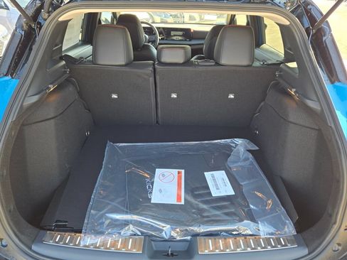 Used 2026 Nissan Kicks SR w/ SR Premium Package AWD/4WD image 13