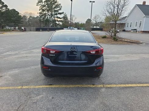 Used 2016 MAZDA MAZDA3 i Sport w/ Preferred Equipment Package image 3