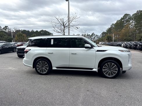 New 2026 INFINITI QX80 Luxe w/ Cargo Package image 30