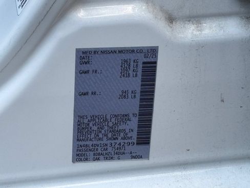 Used 2025 Nissan Altima 2.5 SV FWD image 10