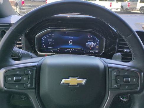 Used 2024 Chevrolet Silverado 1500 High Country w/ High Country Premium Package AWD/4WD image 32