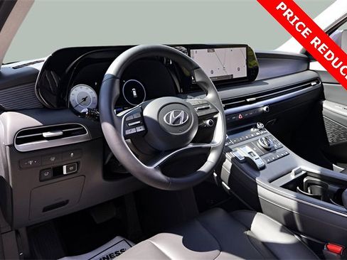 Used 2024 Hyundai Palisade Limited image 10