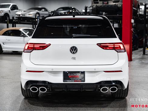 Used 2024 Volkswagen Golf R 4-Door image 4