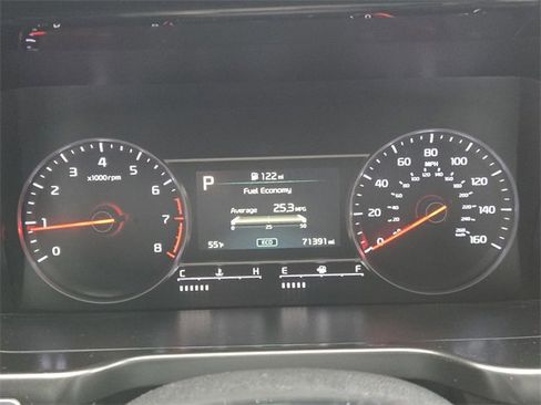 Used 2021 Kia Sorento S image 23