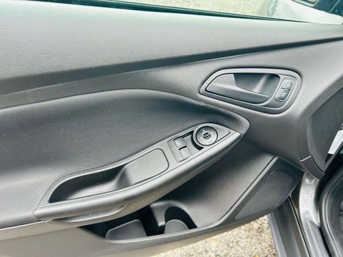 Used 2018 Ford Focus S image 20