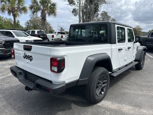 New 2026 Jeep Gladiator Sport image 22