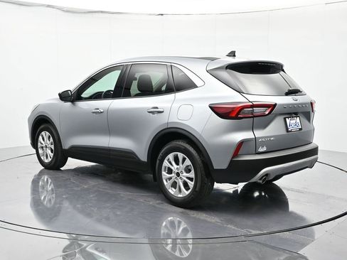 Used 2024 Ford Escape Active image 7