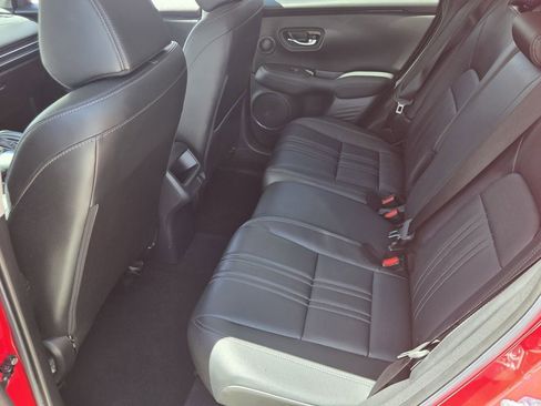 Certified 2024 Honda HR-V EX-L image 11