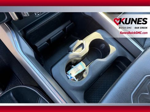 Used 2024 RAM 2500 Laramie image 24