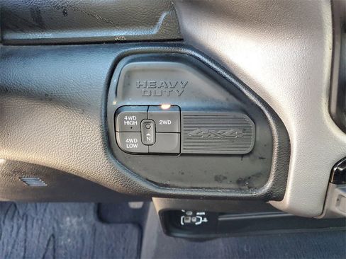 Used 2024 RAM 3500 Big Horn image 24