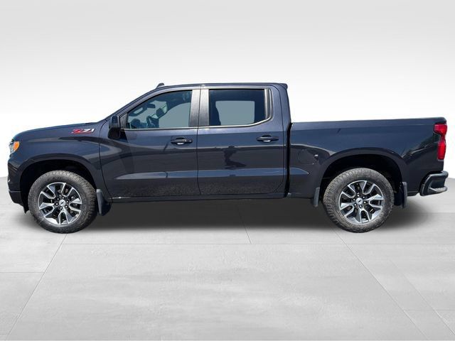 Used 2024 Chevrolet Silverado 1500 RST AWD/4WD image 2