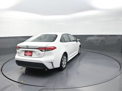 Used 2024 Toyota Corolla LE FWD image 63