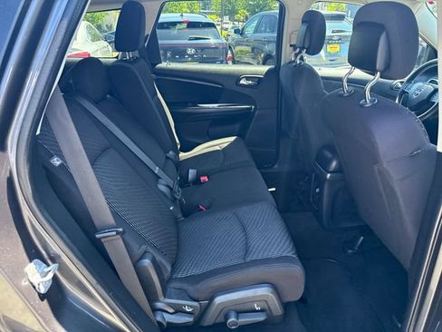 Used 2014 Dodge Journey SXT w/ Flexible Seating Group AWD/4WD image 10