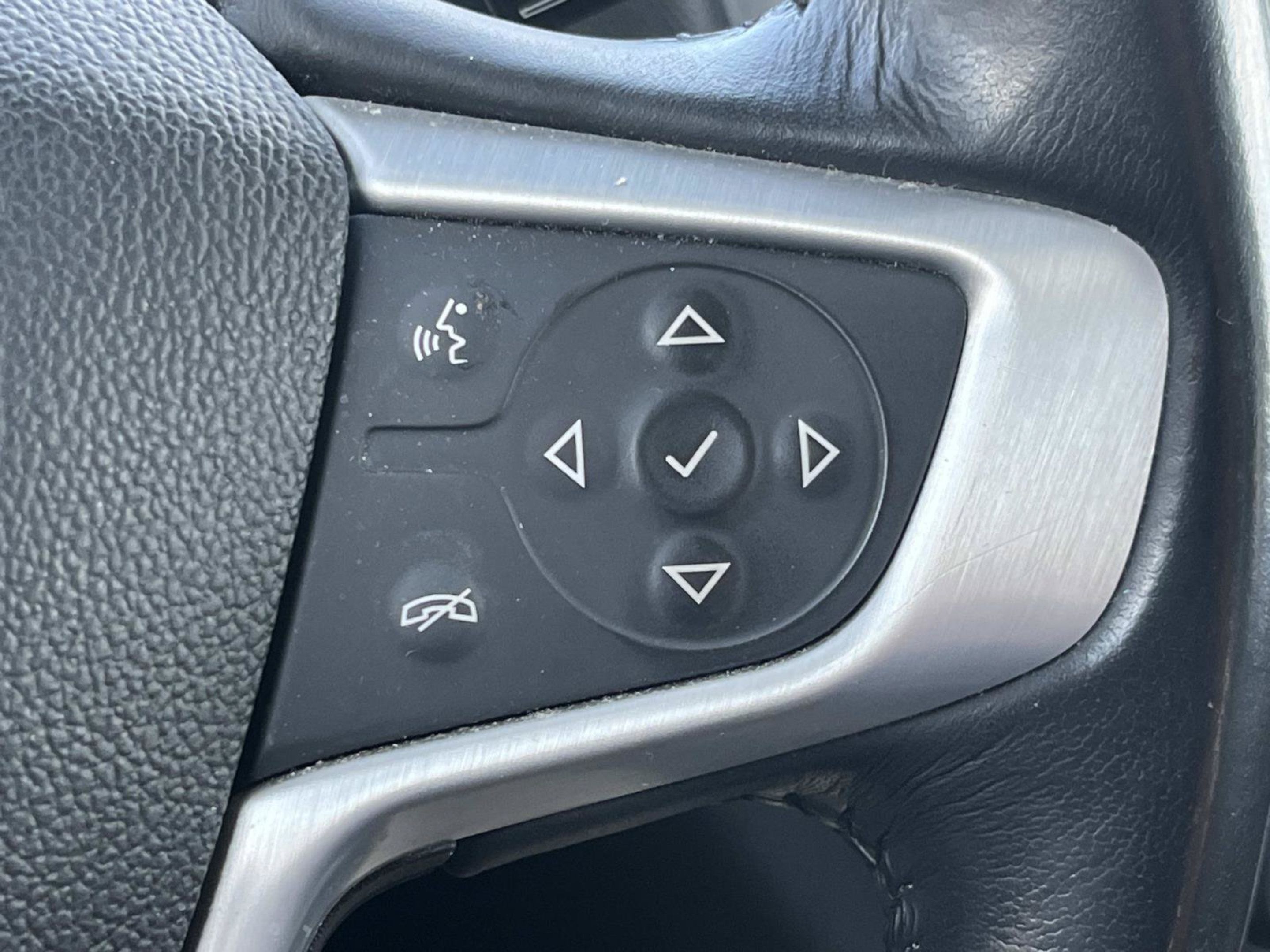 Used 2019 GMC Acadia SLT FWD image 34