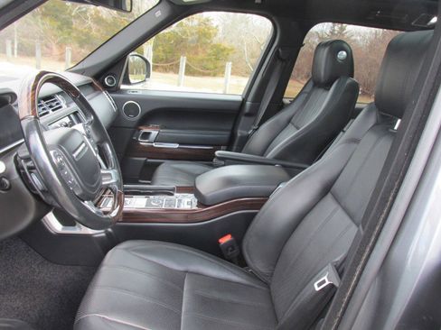 Used 2016 Land Rover Range Rover HSE image 45