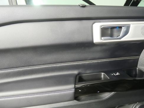 Used 2021 Ford Explorer ST w/ Equipment Group 401A image 13