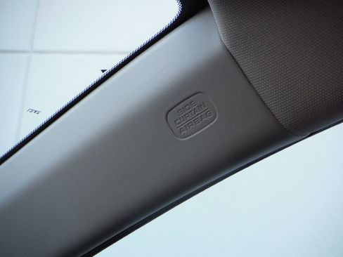 Used 2025 Honda CR-V EX image 28