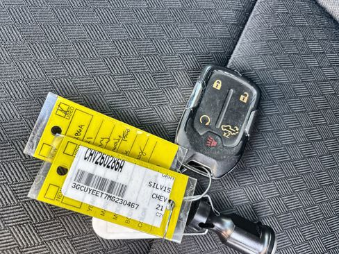 Certified 2021 Chevrolet Silverado 1500 RST image 40