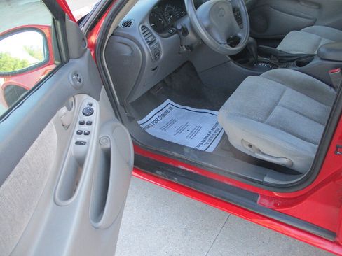 Used 2002 Oldsmobile Alero GL FWD image 9