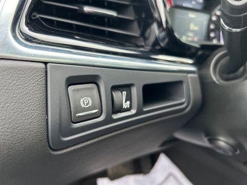 Used 2024 Cadillac XT6 Premium Luxury image 26