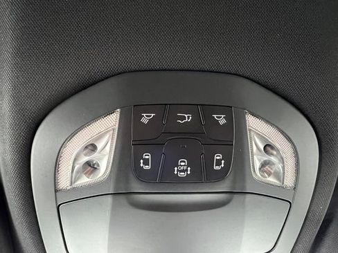 New 2026 Chrysler Pacifica Select w/ S Appearance Package FWD image 24