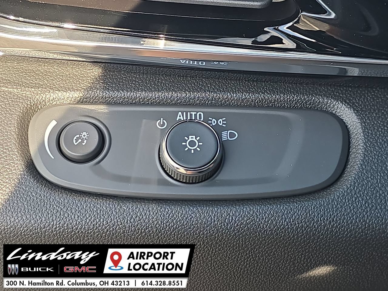 New 2026 Buick Envista Sport Touring w/ Convenience I Package FWD image 18