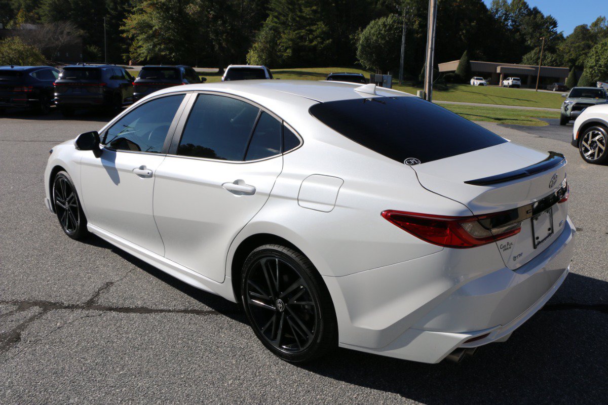 Used 2026 Toyota Camry XSE FWD image 3