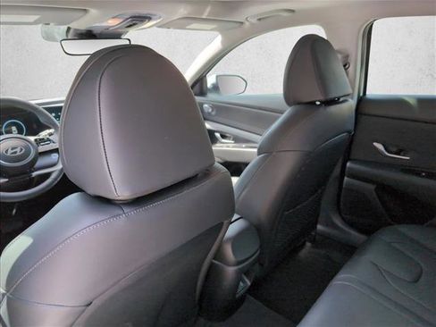 New 2026 Hyundai Elantra Limited FWD image 16