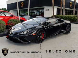 Used 2023 Lamborghini Huracan EVO image 1