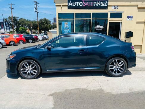 Used 2015 Scion tC FWD image 8