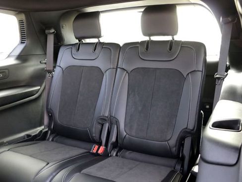 New 2025 Jeep Grand Cherokee L Laredo image 20