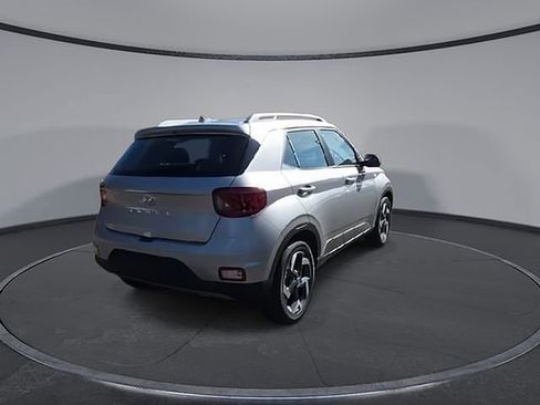 New 2026 Hyundai Venue SEL image 11