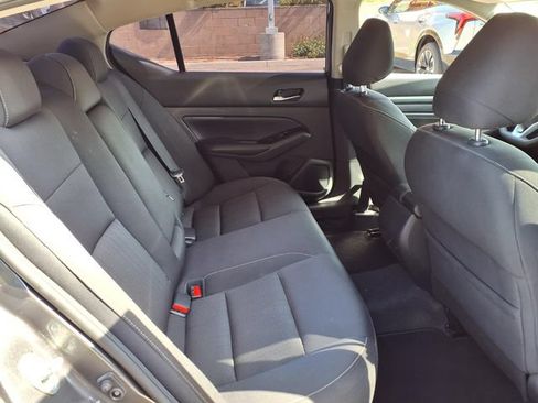 Used 2021 Nissan Altima 2.5 SV FWD image 22