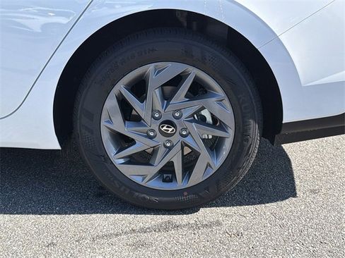 New 2026 Hyundai Elantra Blue image 19