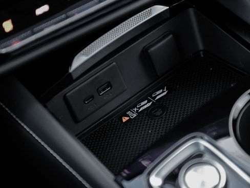 New 2025 Buick Envision Sport Touring image 34