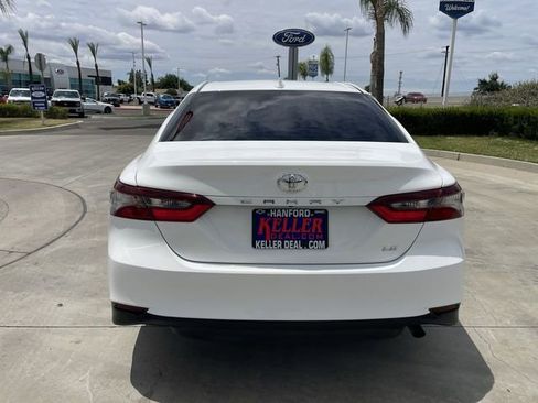 Used 2024 Toyota Camry LE w/ Convenience Package FWD image 7